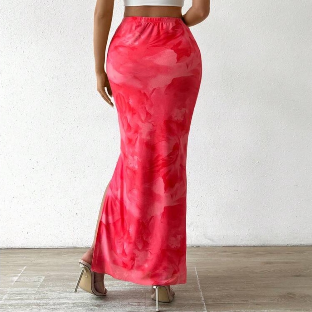 NWOT Women's Floral Print Maxi Skirt